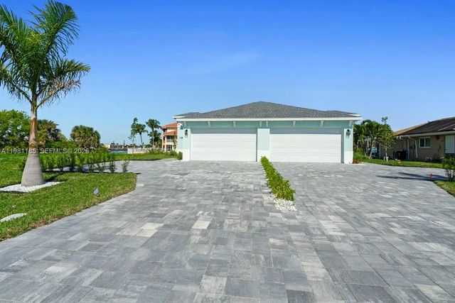 3 of 63 - 1107 Se 38 Street, Cape Coral, FL