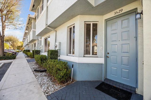 2 of 23 - 3529 Sonoma Drive, Riviera Beach, FL