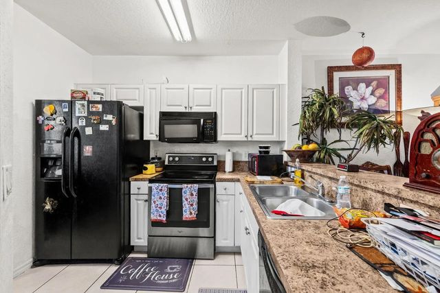 5 of 23 - 3529 Sonoma Drive, Riviera Beach, FL