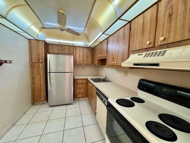 2 of 24 - 8050 W Mcnab Road #320, Tamarac, FL