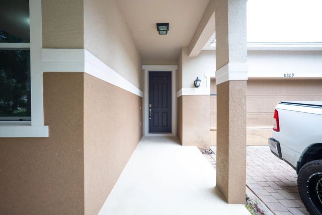 4 of 47 - 8809 Arrabida Lane, Orlando, FL
