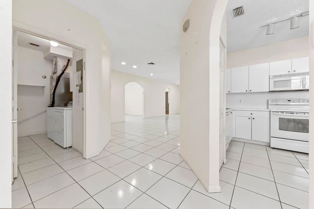 4 of 42 - 7874 Laina Lane #1, Boynton Beach, FL