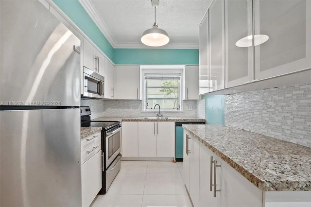 4 of 32 - 2200 S Ocean Drive #n103, Hollywood, FL