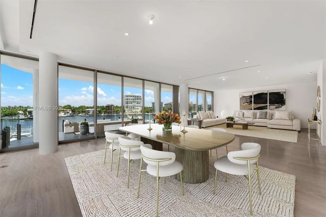 2 of 19 - 5 Grove Isle Drive #s304, Coconut Grove, FL
