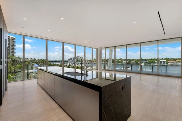 4 of 19 - 5 Grove Isle Drive #s304, Coconut Grove, FL