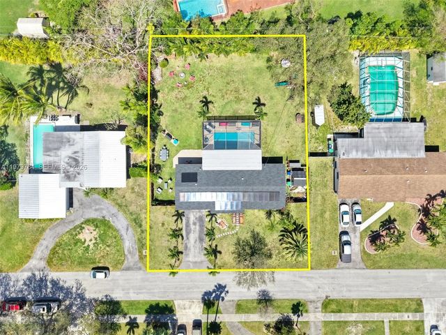 8935 Sw 186th Terrace, Cutler Bay