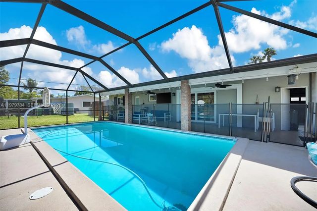 3 of 53 - 8935 Sw 186th Terrace, Cutler Bay, FL