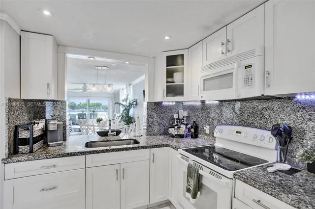 5 of 100 - 1889 S Ocean Drive #114, Hallandale Beach, FL