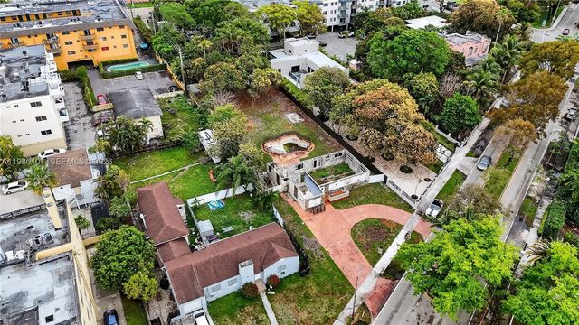 4 of 13 - 12395 Griffing Boulevard, North Miami, FL