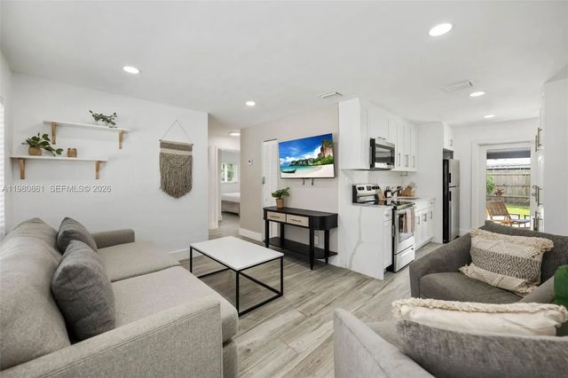 2 of 21 - 1448 Ne 25th Court, Pompano Beach, FL