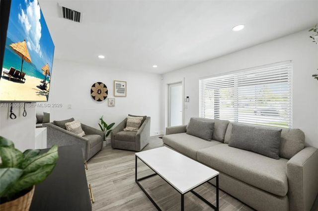 3 of 21 - 1448 Ne 25th Court, Pompano Beach, FL