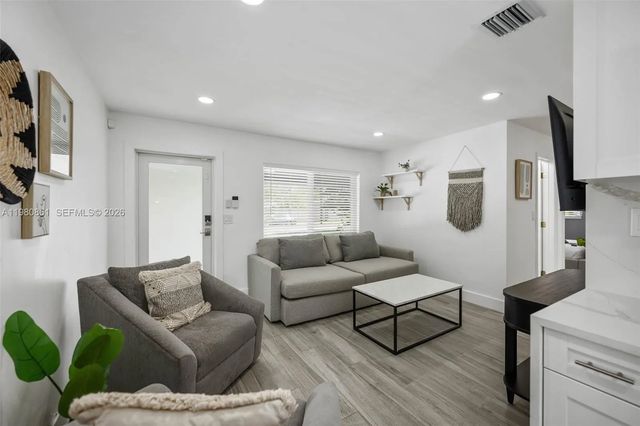 4 of 21 - 1448 Ne 25th Court, Pompano Beach, FL