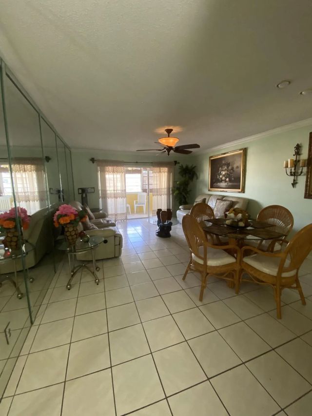 5 of 9 - 715 Lori Drive #302, Palm Springs, FL