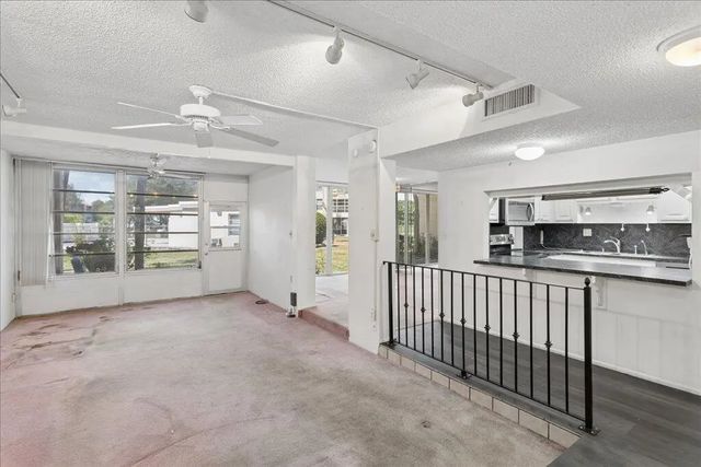 2 of 25 - 9491 Evergreen Place #108, Davie, FL