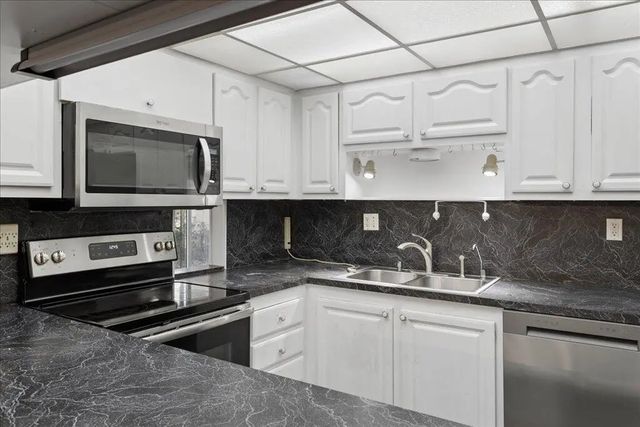 4 of 25 - 9491 Evergreen Place #108, Davie, FL