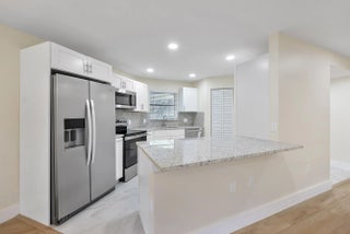 Photo of Listing #B26000713