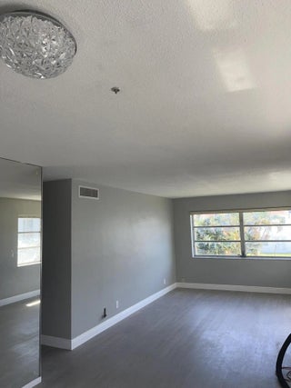 Photo of Listing #B26002034