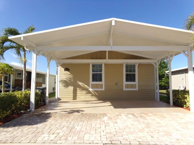 2 of 44 - 147 Plantation Boulevard, Greenacres, FL