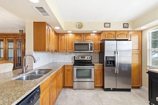 Photo of Listing #B26000468