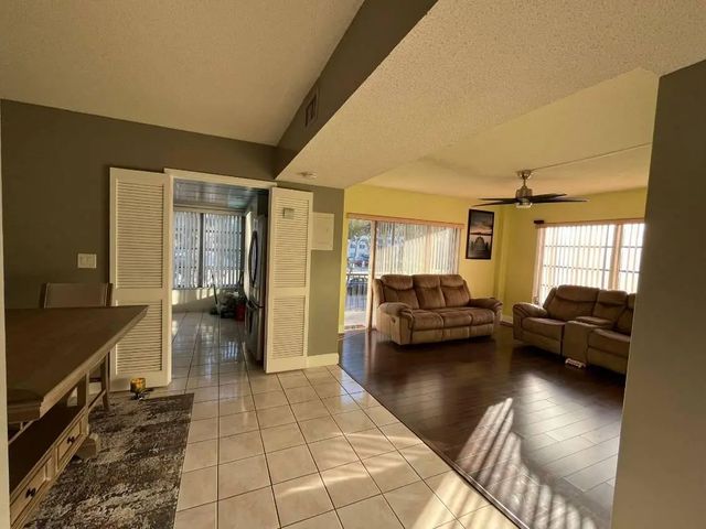 4170 Inverrary Drive #211, Lauderhill