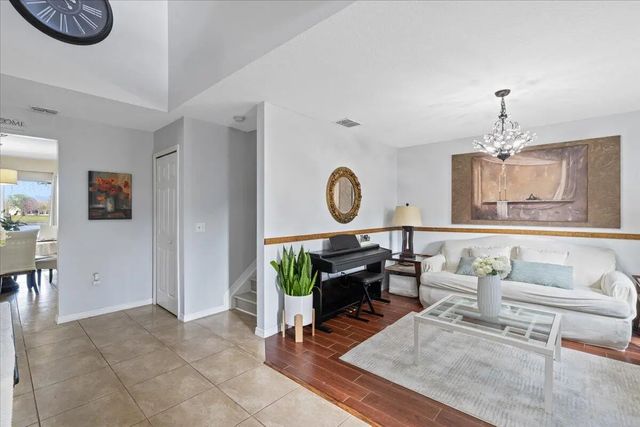 5 of 57 - 6052 Ridge Lake Circle, Vero Beach, FL