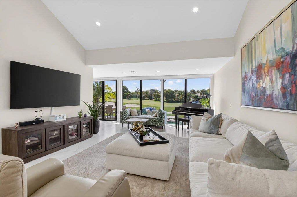 19530 Sawgrass Drive #1501, Boca Raton