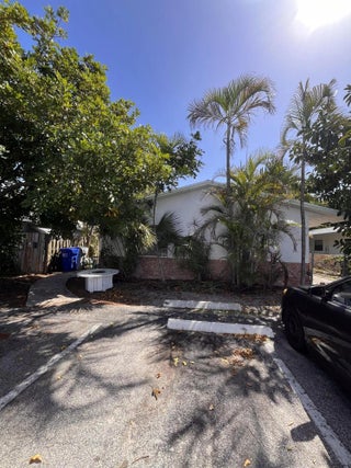 Photo of Listing #B26000510