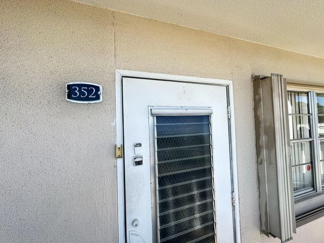 3 of 18 - 352 Southampton C, West Palm Beach, FL