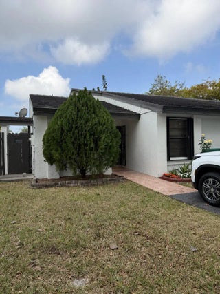 Photo of Listing #B26000617