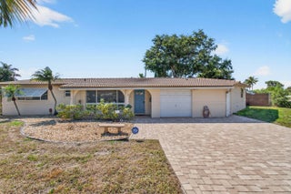 Photo of Listing #B26000631