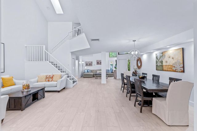 4 of 46 - 2442 Windsor Way Court, Wellington, FL