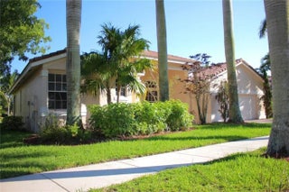 Photo of Listing #B26003602