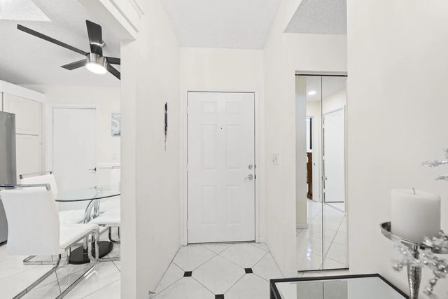 4 of 54 - 5916 Sunswept Lane #a, Boynton Beach, FL
