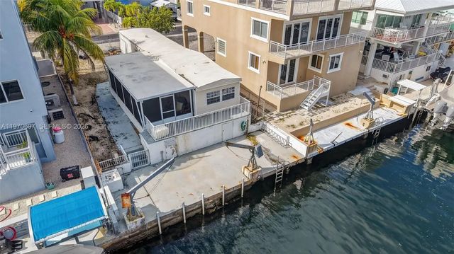 3 of 35 - 261 Burgundy Drive, Tavernier, FL