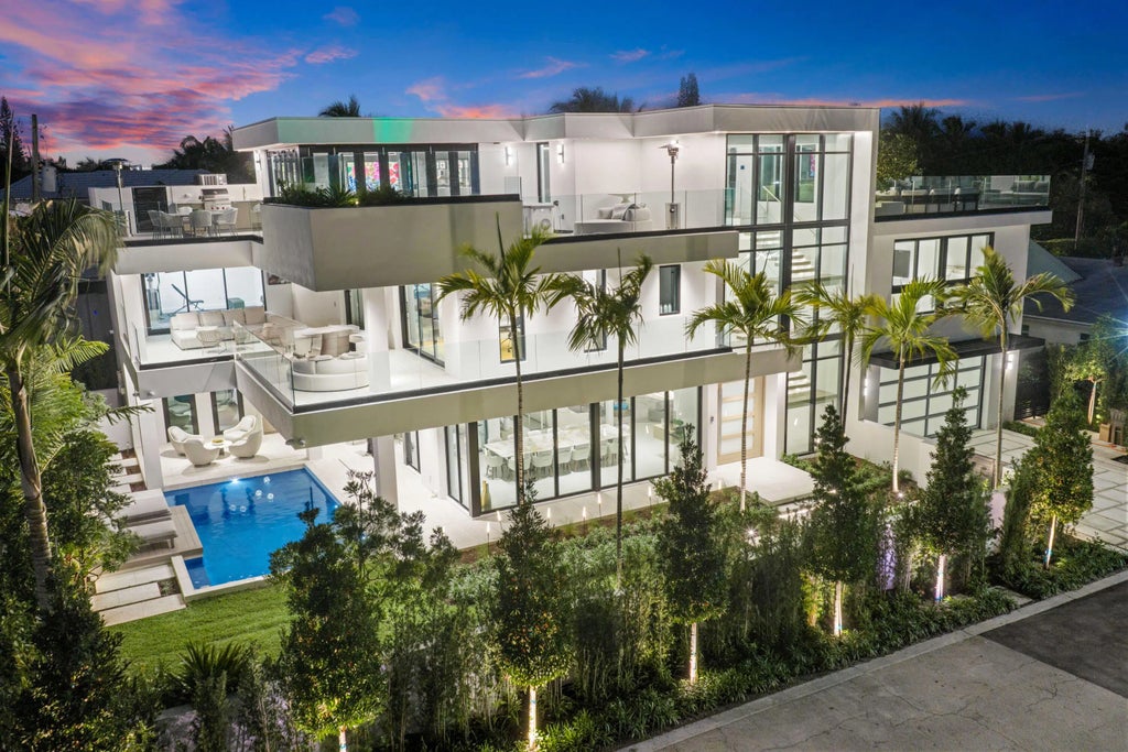 237 Elwa Place, West Palm Beach