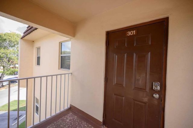 2 of 17 - 8861 Sunrise Lakes Boulevard #unit 301, Sunrise, FL