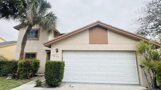 Photo of Listing #B26001494