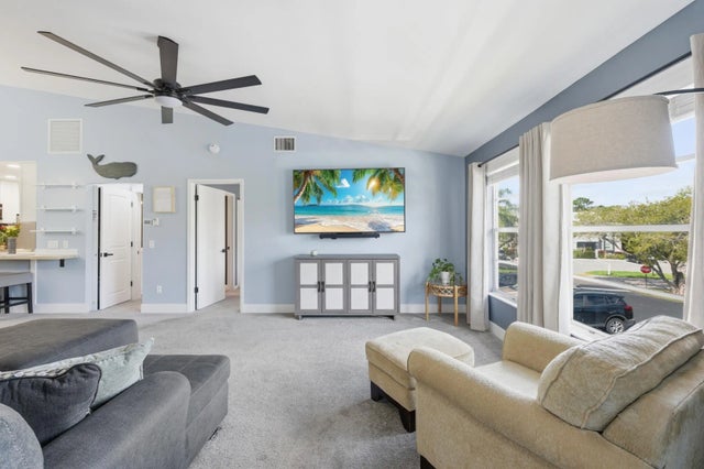 Photo of Listing #B26000871