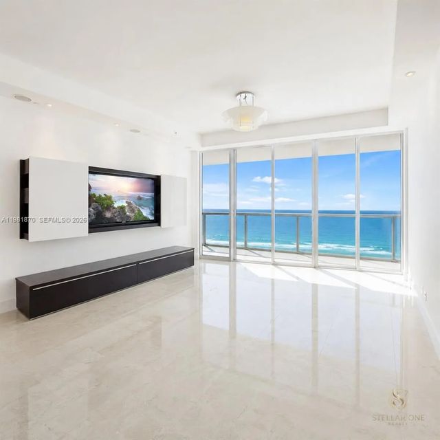 4 of 10 - 17001 Collins Avenue #1204, Sunny Isles Beach, FL