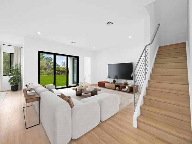 1437 Sw 23rd Court, Fort Lauderdale