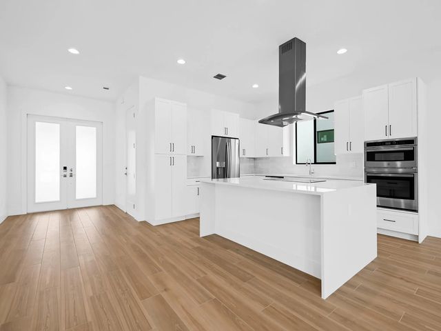 3 of 23 - 1437 Sw 23rd Court, Fort Lauderdale, FL