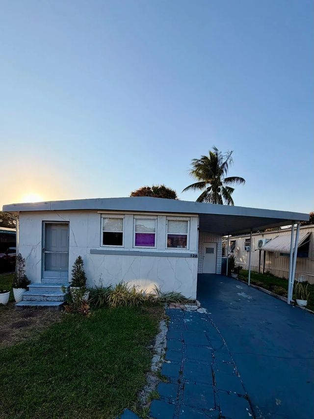 2 of 43 - 128 Havenwood Drive, Pompano Beach, FL