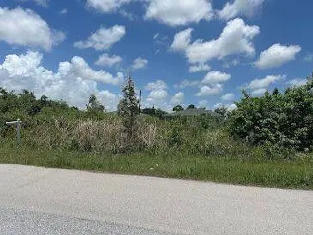 2 of 2 - 1285 Sw Patricia Avenue, Port St. Lucie, FL