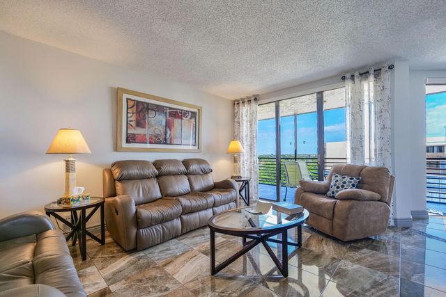 3 of 68 - 7100 Radice Court #808, Lauderhill, FL