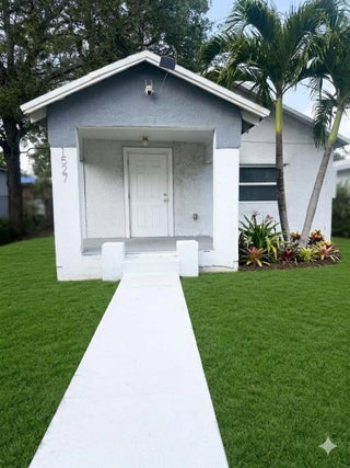 Photo of Listing #B26001515