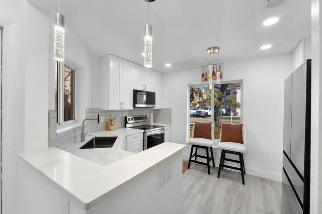 2 of 14 - 6363 Seagrape Circle, Margate, FL