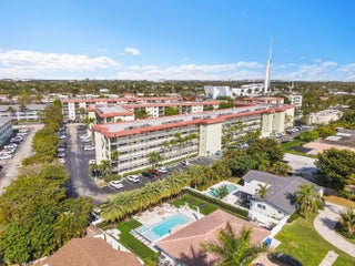 Photo of Listing #B26001371