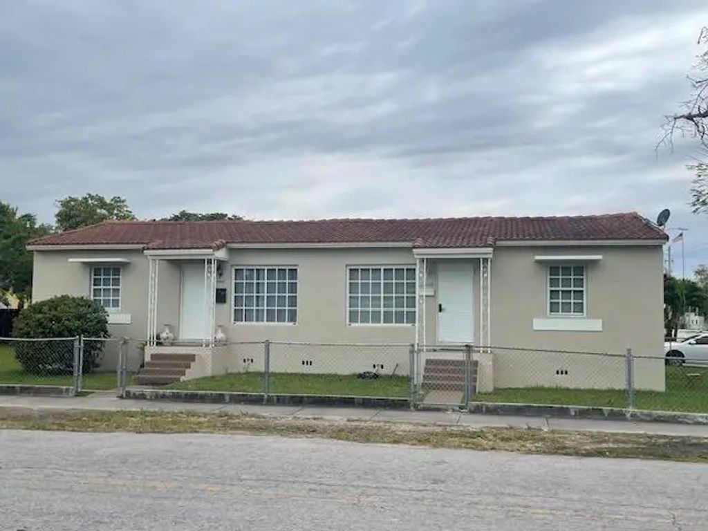 2802 Sw 36th Avenue, Miami
