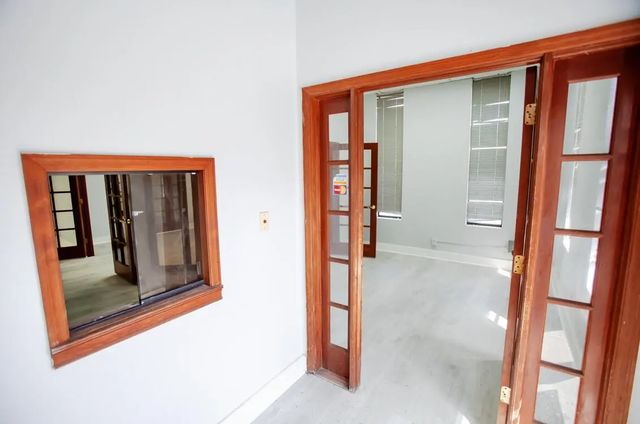 4 of 18 - 16350 Ne 12th Avenue, North Miami Beach, FL