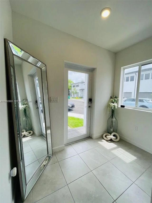 4 of 20 - 5000 Sw 37th Street, Pembroke Park, FL